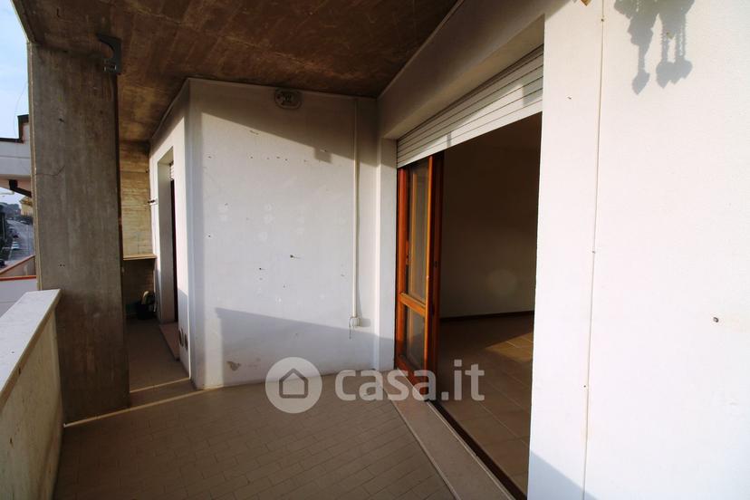 Trilocale in Via Friuli 100 — foto 12 di 35