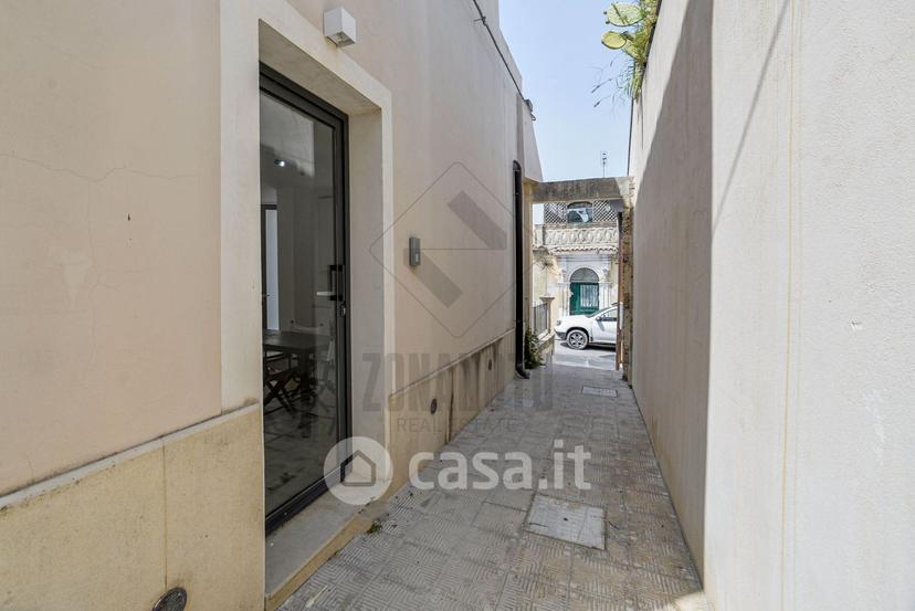Trilocale in Via Venti Settembre 58 — foto 13 di 16