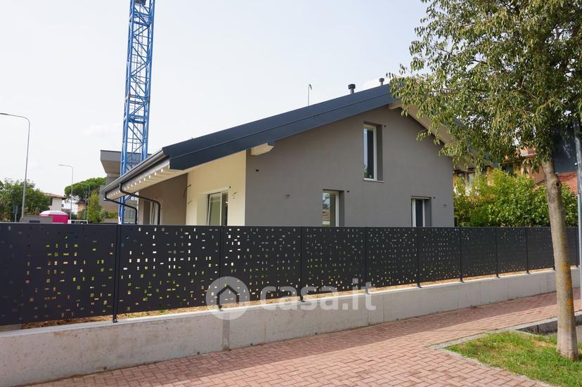 Villa in Via Bartolomeo Colleoni — foto 21 di 37