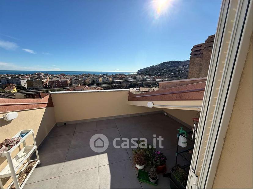 Trilocale in Via alla Rocca 12 — foto 19 di 22