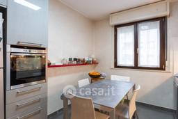 Trilocale in Via Nino Bixio