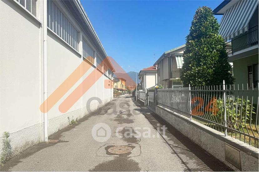 Trilocale in Via Sandro Pertini 4 — foto 3 di 30