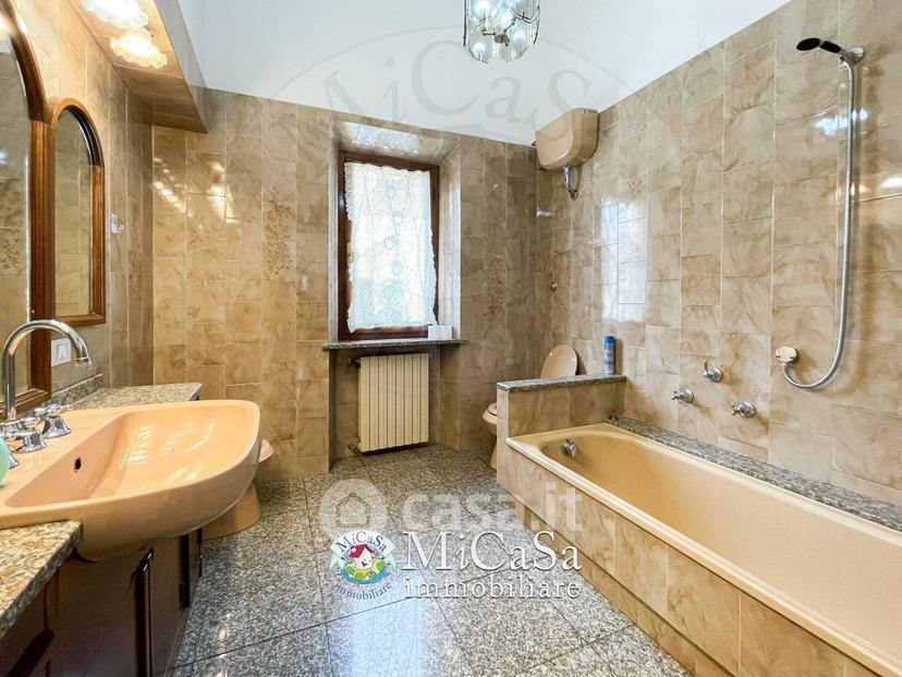 Appartamento in Viale delle Cascine 50 — foto 12 di 30