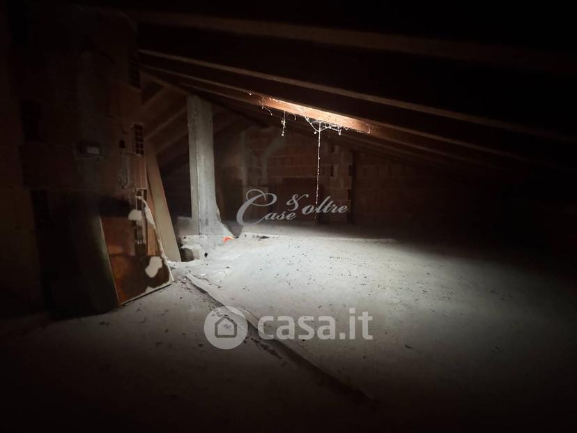Trilocale in Via dei Giovi 11 — foto 21 di 28