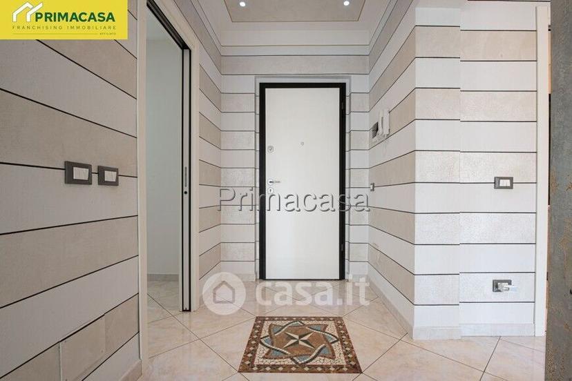 Trilocale in Viale Ugo Foscolo 104 — foto 2 di 28
