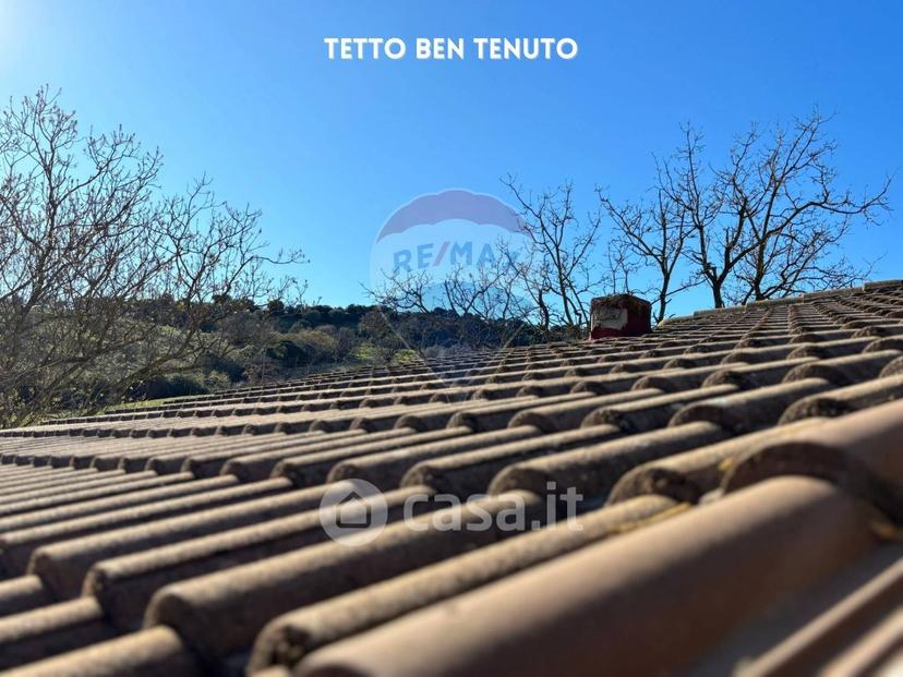 Villa in Strada delle Miniere 9