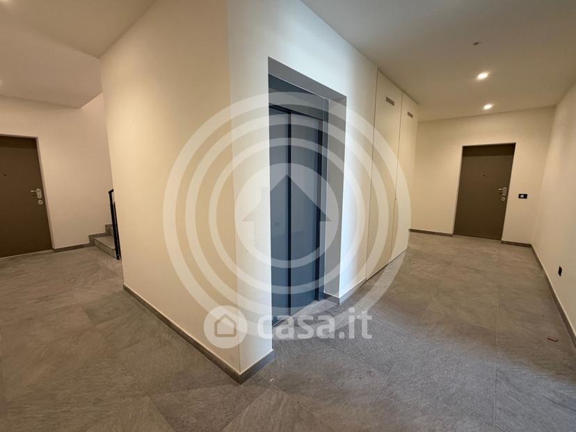 Trilocale in Via Filippo Turati 10 — foto 17 di 20