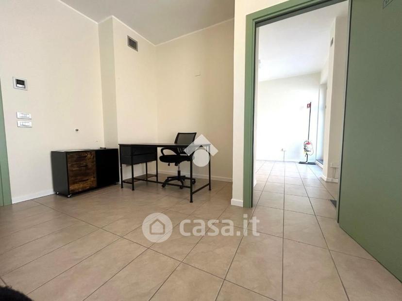 Quadrilocale in Via E. d'Arborea 116 — foto 22 di 32