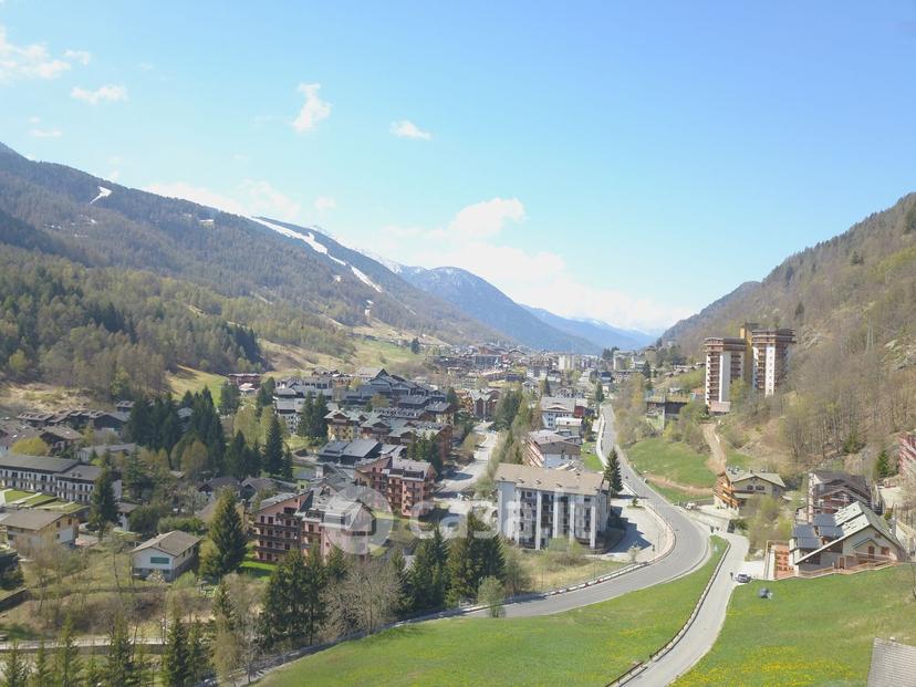Trilocale in Via Stelvio 19 — foto 50 di 50
