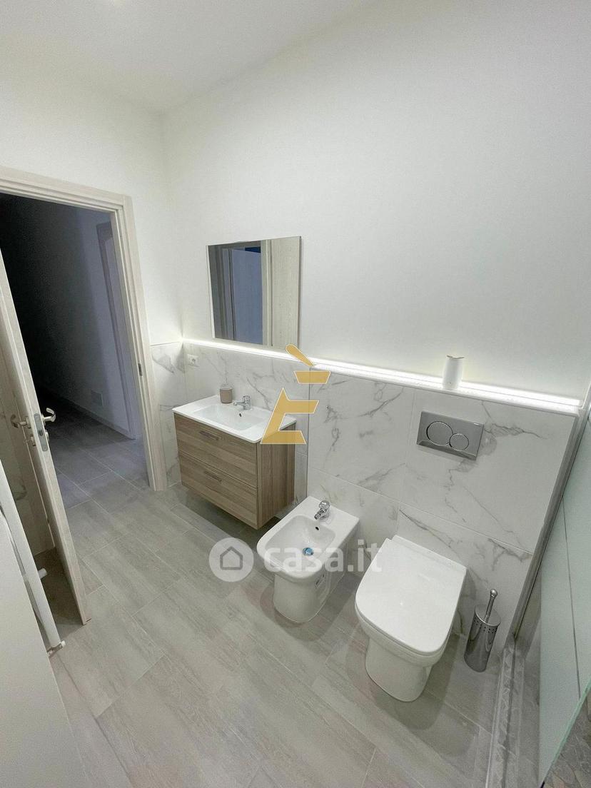 Stanza in Corso Svizzera 145