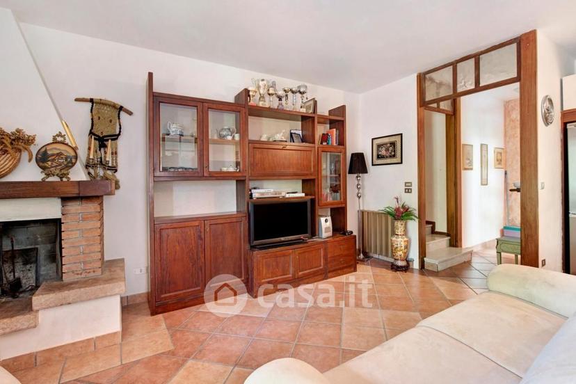 Villa in Via Molina — foto 11 di 21