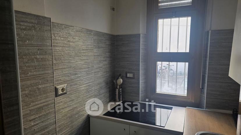 Stanza in Via Reggio 23