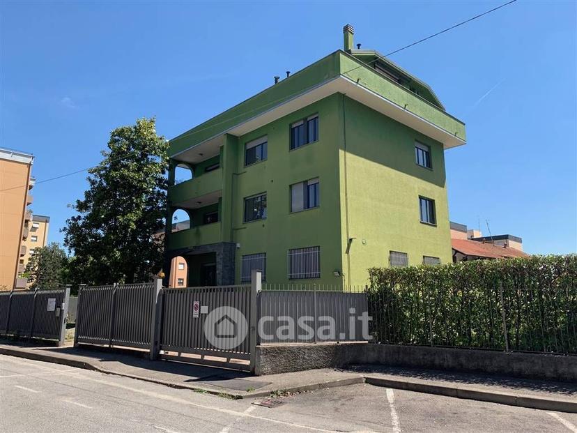 Bilocale in Via Udine 1 — foto 5 di 7