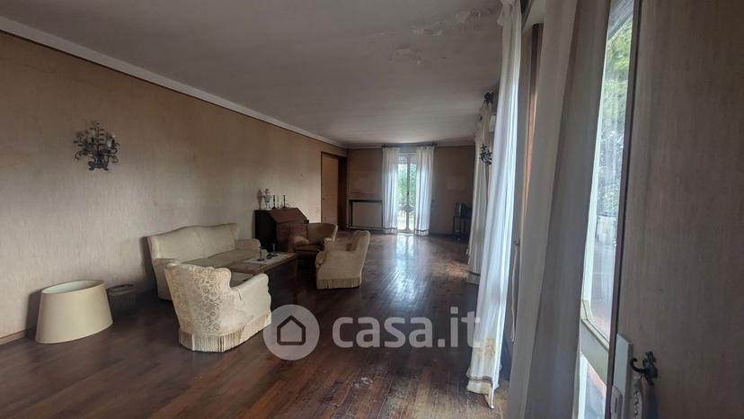 Villa in Via Fanny Roncati Carli — foto 22 di 26