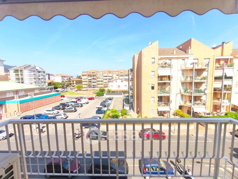 Trilocale in Via Nino Bixio 14 — foto 4 di 27