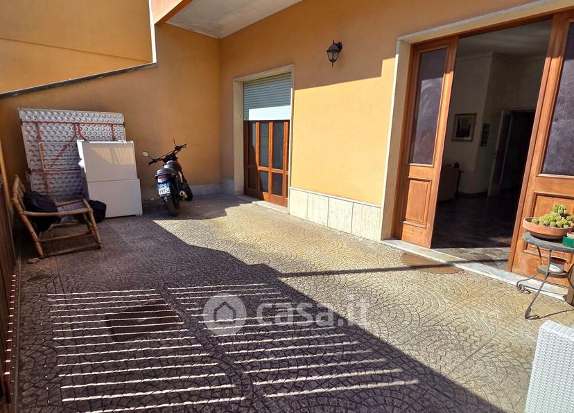 Quadrilocale in Via Toma 19 — foto 20 di 39