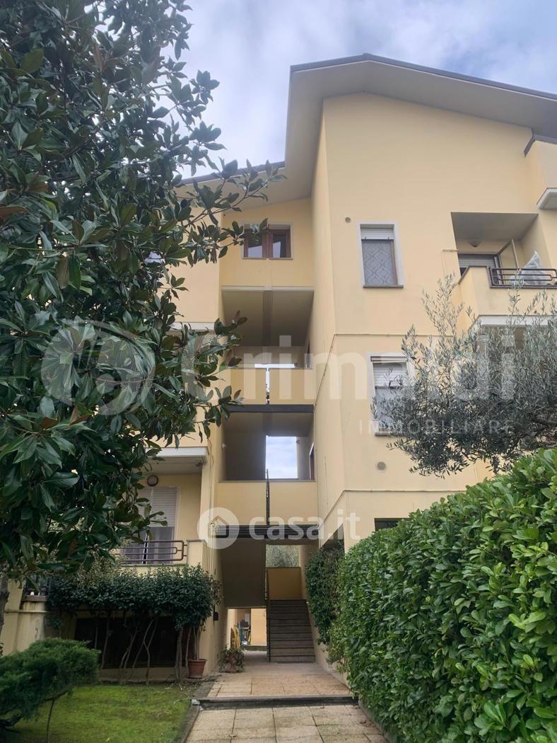 Trilocale in Via San Damiano 1 — foto 4 di 29