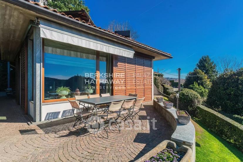Villa in Via Per Brunate — foto 26 di 44