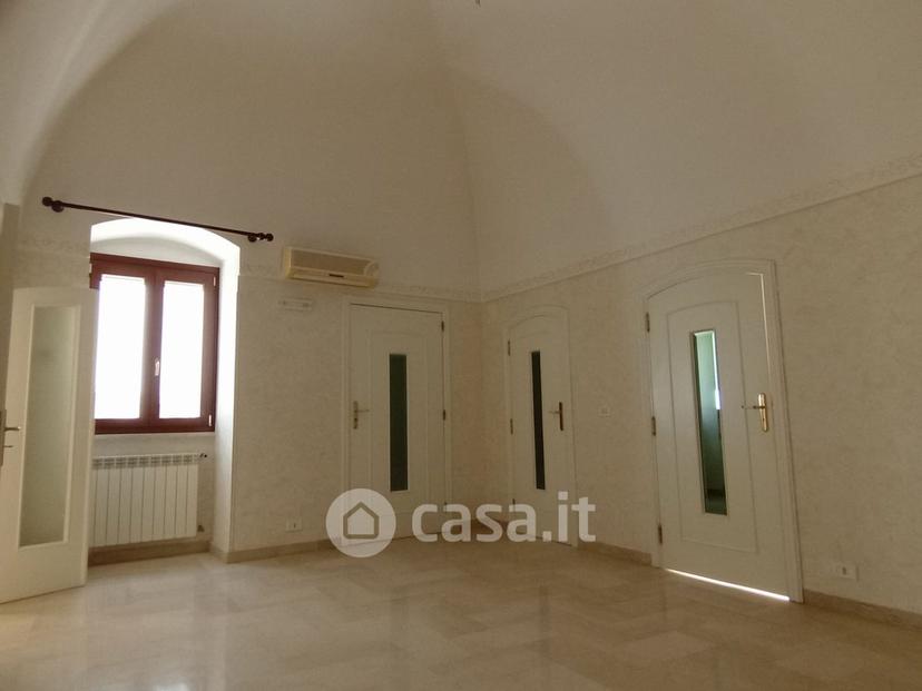 Trilocale in Via Metastasio 6 — foto 17 di 27
