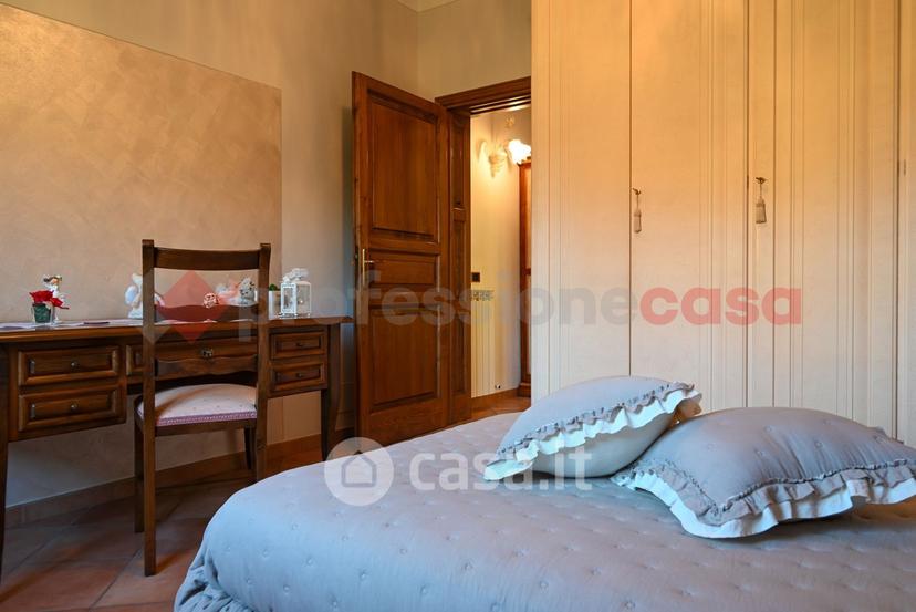 Villa in Via IV Novembre 6 -8 — foto 12 di 50