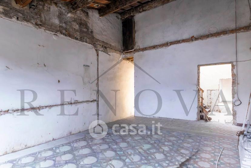 Trilocale in Via S. Nazaro 69 — foto 2 di 33