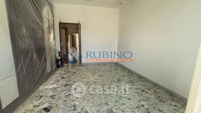 Trilocale in Via Foggia 30 — foto 7 di 17