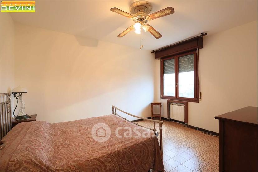 Appartamento in Via Michele Fusco 88 — foto 3 di 47