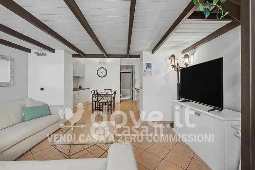 Bilocale in Via Luigi Pasteur 2 — foto 7 di 46