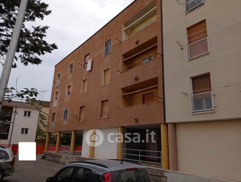 Quadrilocale in Via Trieste — foto 23 di 32