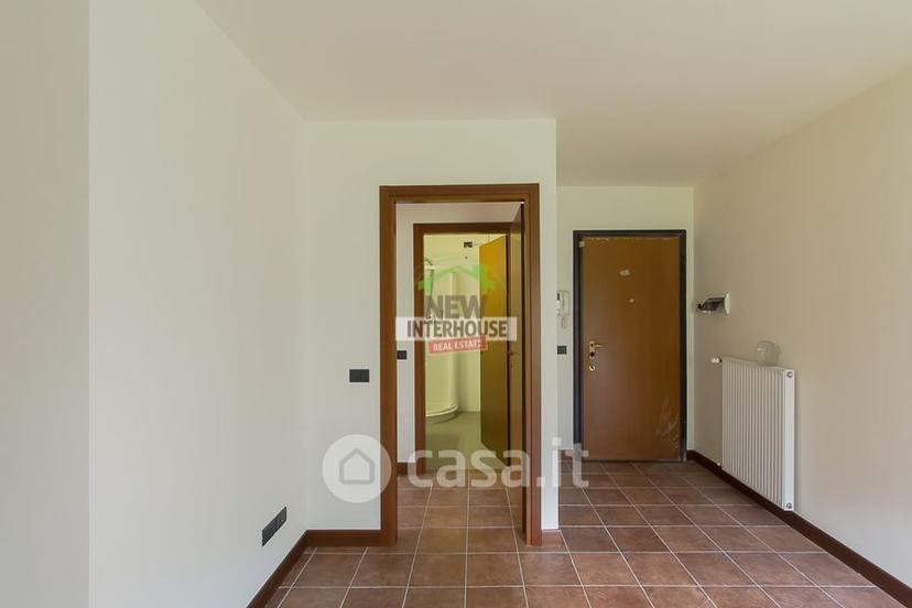 Trilocale in Via G. Carducci 37 — foto 8 di 27