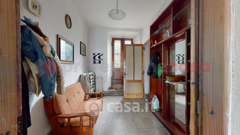 Appartamento in Via della Rocca 7 — foto 33 di 33
