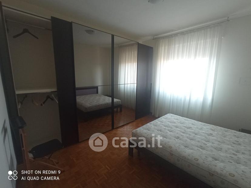 Stanza in Via Renata di Francia 40 — foto 32 di 34