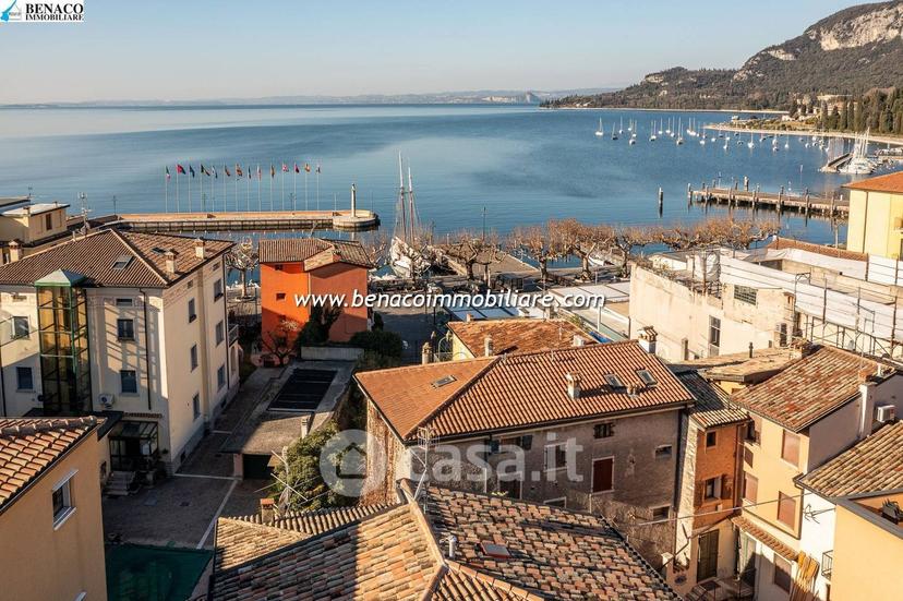 Villa in Lungo Lago Regina Adelaide — foto 3 di 16