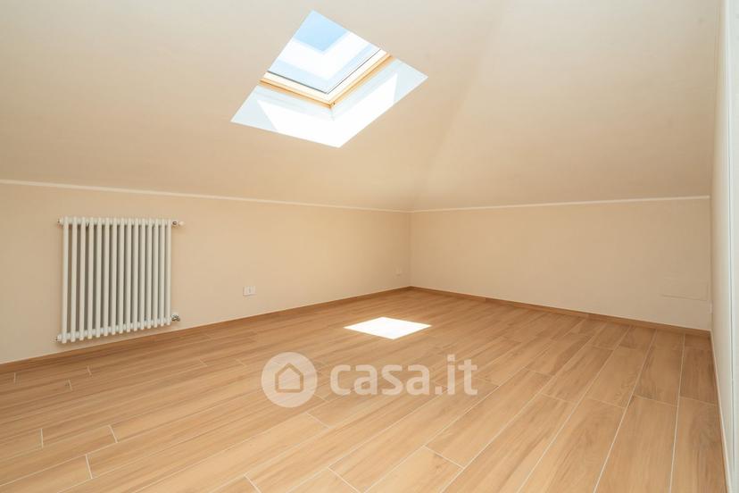 Trilocale in Viale Stazione 22 — foto 19 di 24