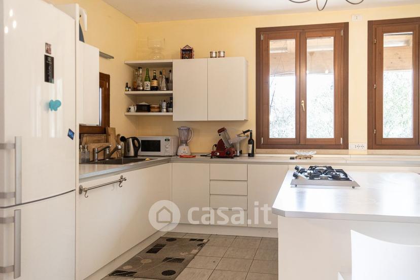 Villa in Via delle Fonti — foto 36 di 53