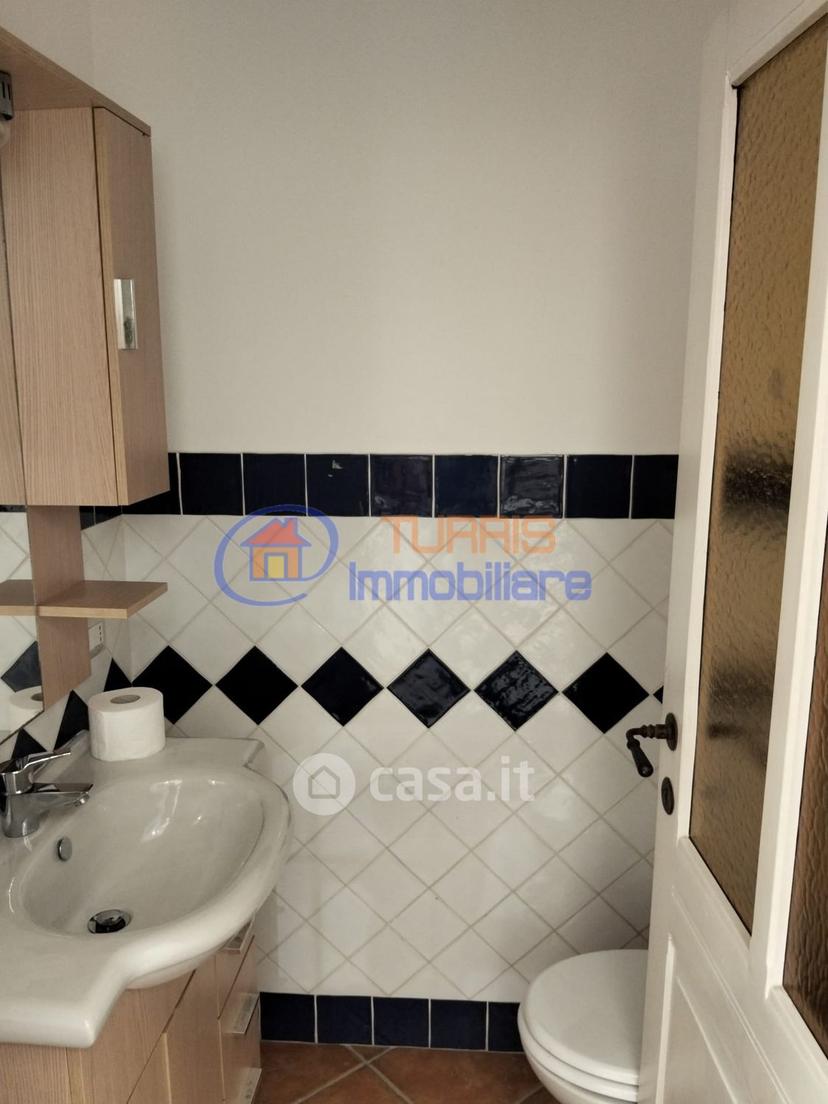 Bilocale in Via Trento 8 — foto 10 di 12