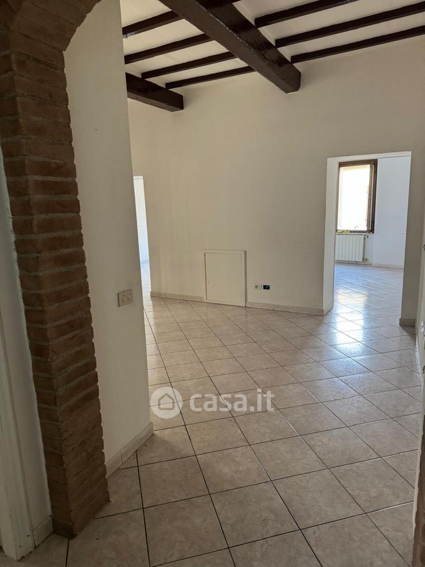 Trilocale in Vicolo Ugo Bassi 1 — foto 16 di 29