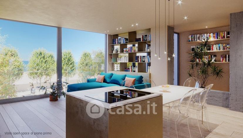 Trilocale in Lungomare della Libertà — foto 14 di 25
