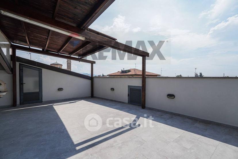 Appartamento in Via Italia 12 — foto 30 di 54