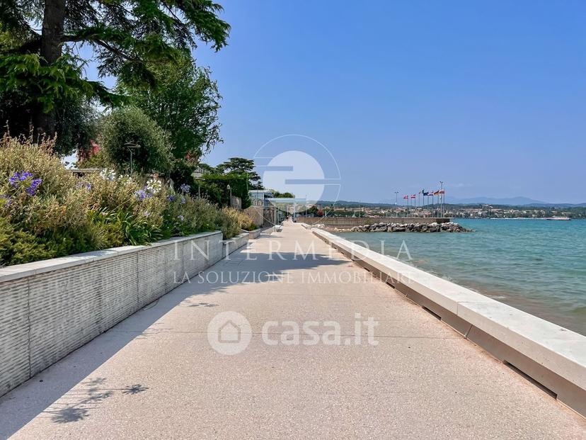 Quadrilocale in Via Lario 2 — foto 32 di 41