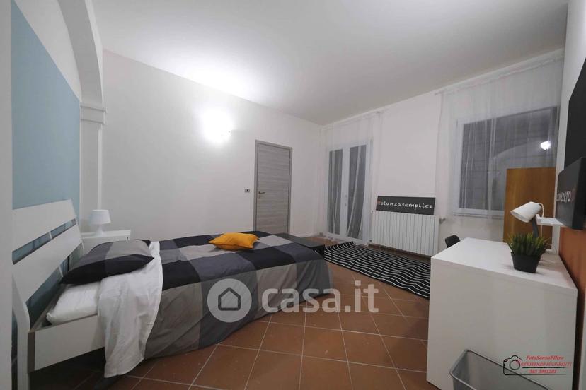 Stanza in Via Emilia 279 — foto 3 di 13