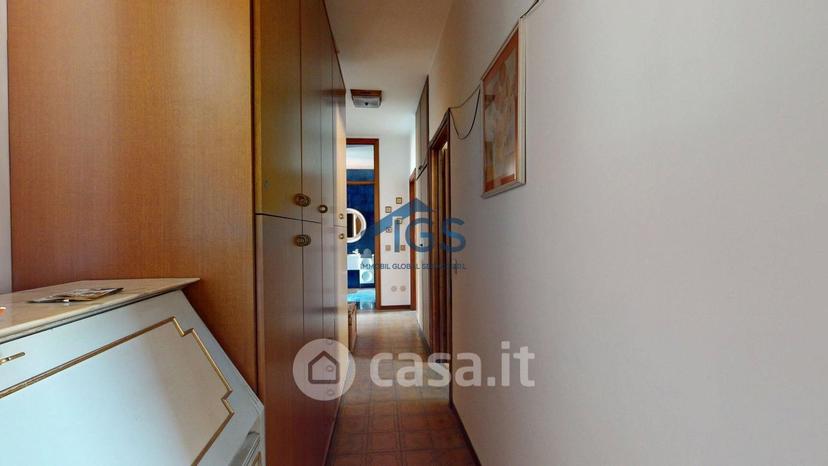 Quadrilocale in Via Luigi Gadola 32 — foto 2 di 26