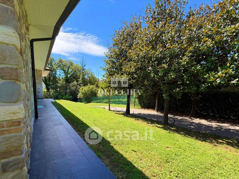 Villa in Via Castellana — foto 12 di 30