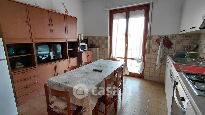 Quadrilocale in Via Bartolomeo da Torgiano 51 — foto 8 di 24