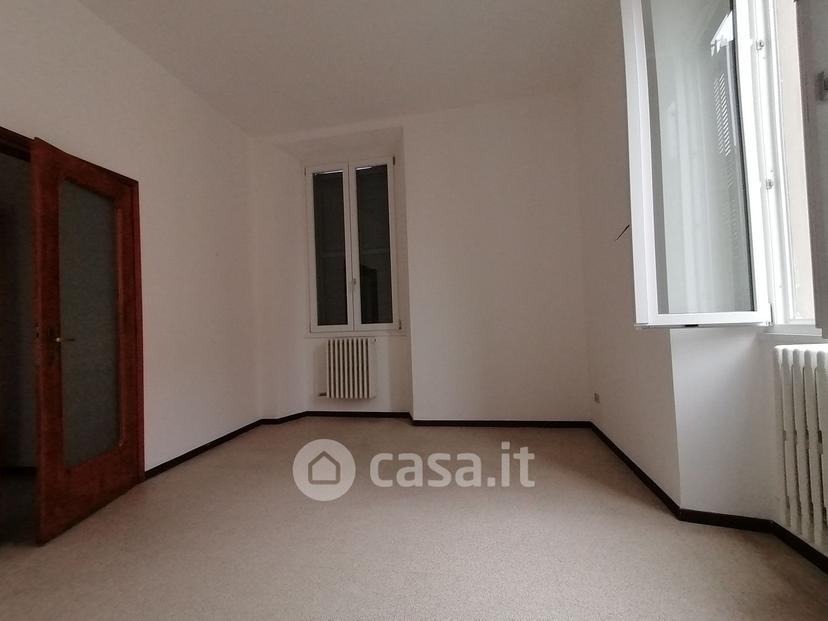 Trilocale in Via Magenta 9 — foto 18 di 20