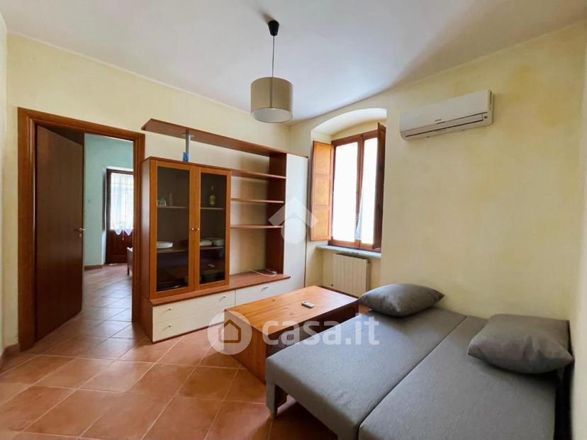 Bilocale in Via Marco Aurelio Severino 6 — foto 10 di 12