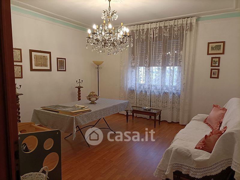 Villa in Via Eugenio Baroni — foto 2 di 103