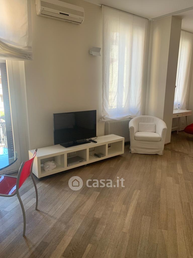 Bilocale in Via Luigi Calamatta 25 — foto 38 di 40
