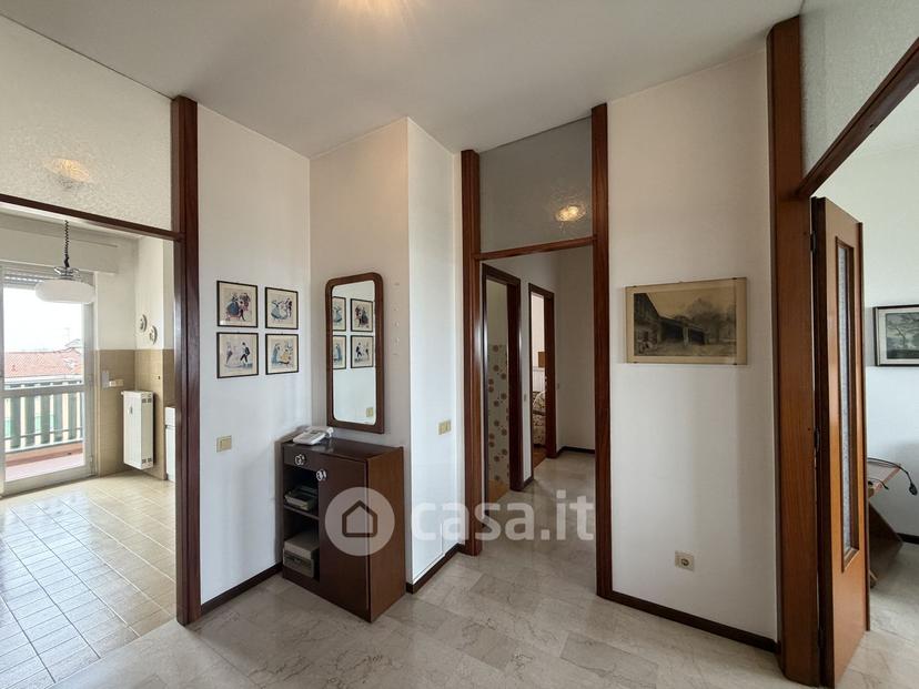 Trilocale in Via Enrico Toti 37 — foto 6 di 24