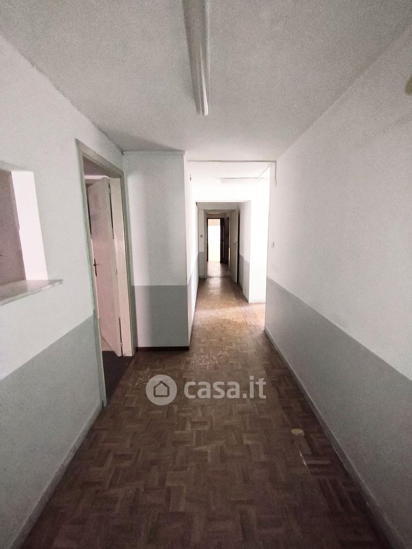 Quadrilocale in Via Napoli 55 — foto 9 di 10